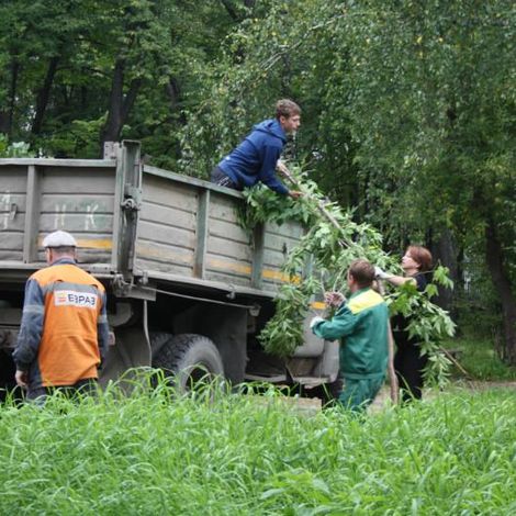 Всероссийский экологический субботник - «Зеленая Россия» парк Металлургов